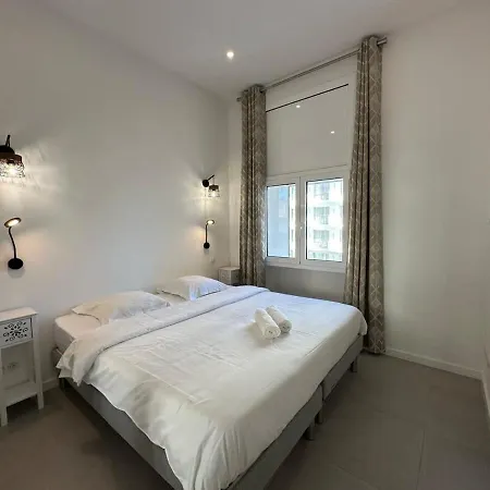 B080- A L'etroit A L'hotel Bienvenue Chez Nous 公寓